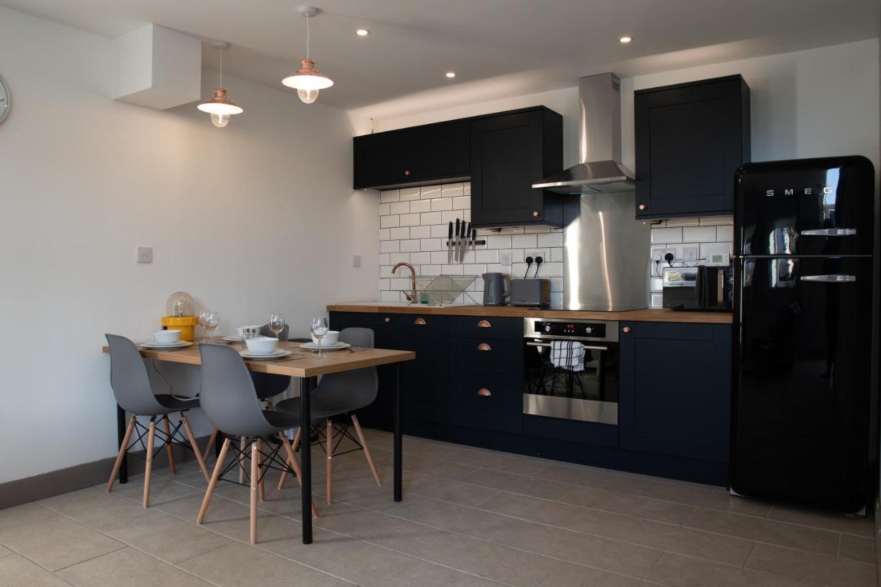 Unique Barn Conversion In Saddleworth 올덤 외부 사진