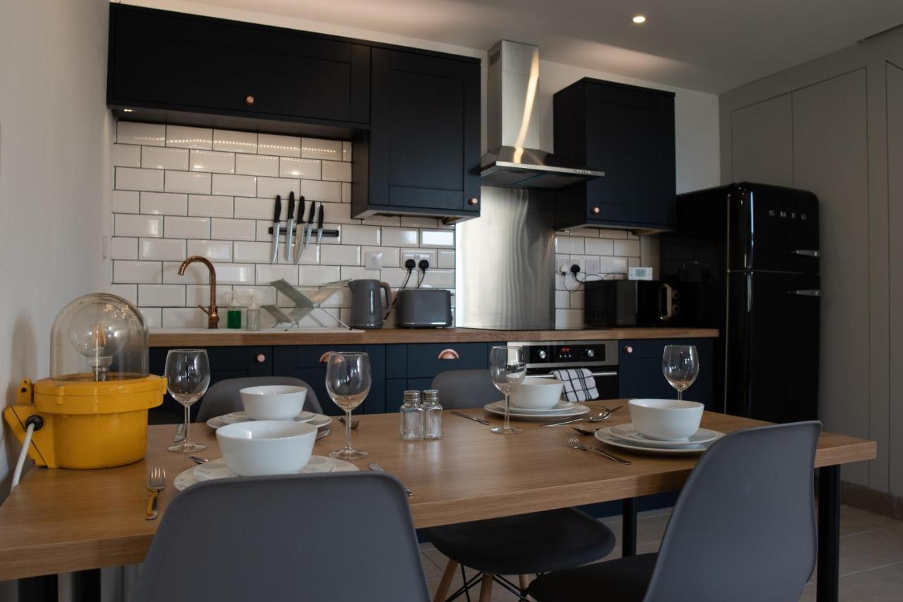 Unique Barn Conversion In Saddleworth 올덤 외부 사진