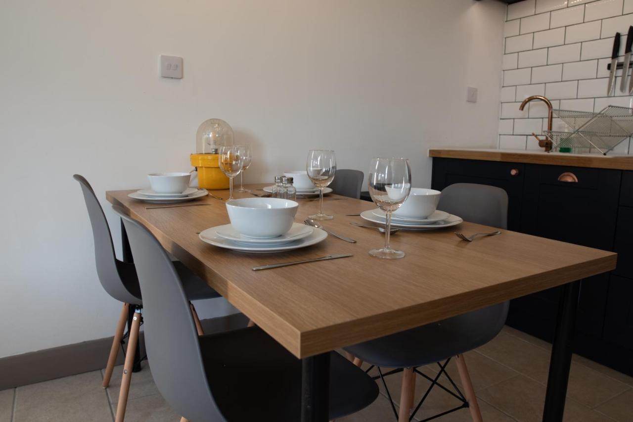 Unique Barn Conversion In Saddleworth 올덤 외부 사진
