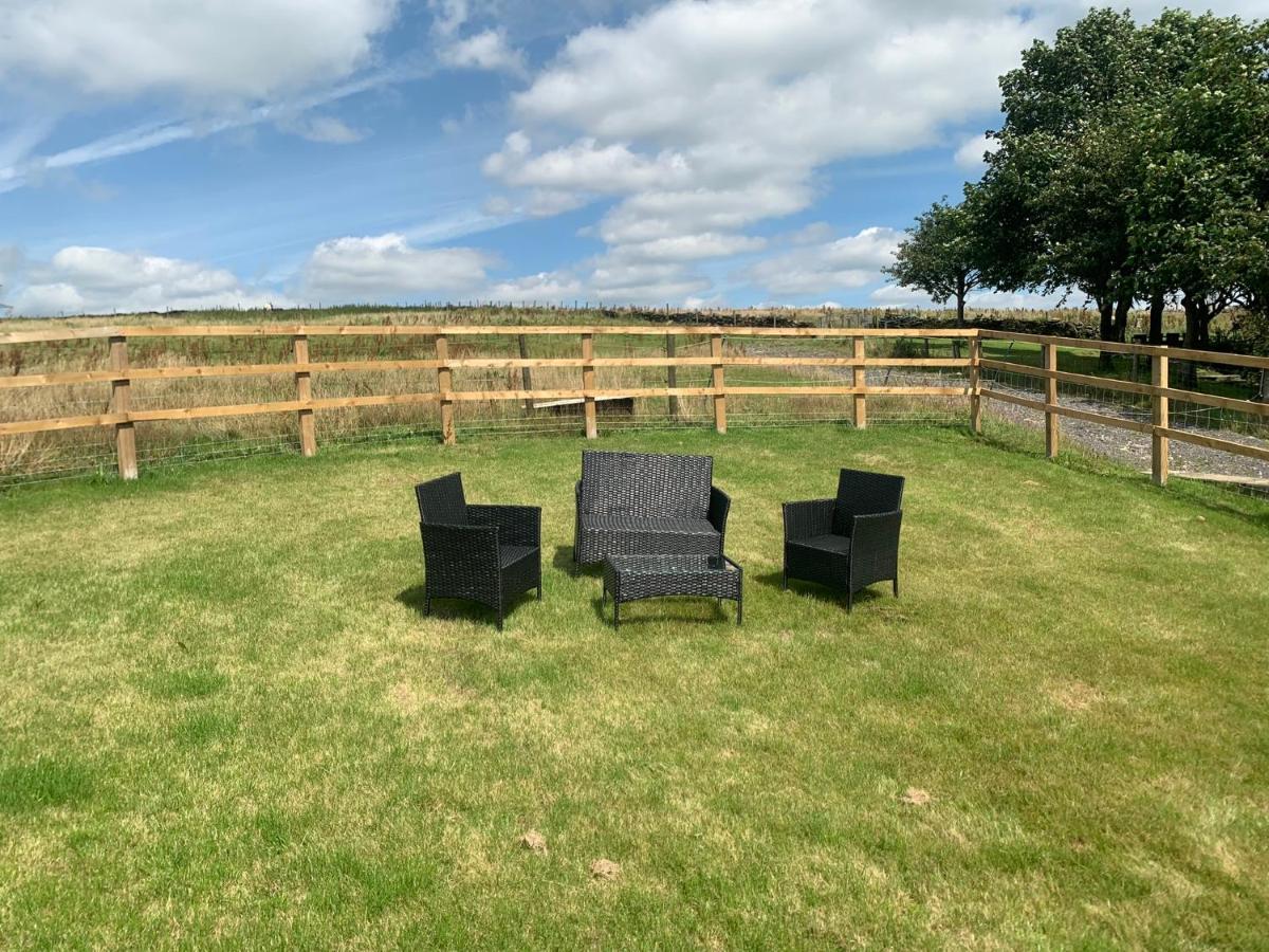 Unique Barn Conversion In Saddleworth 올덤 외부 사진