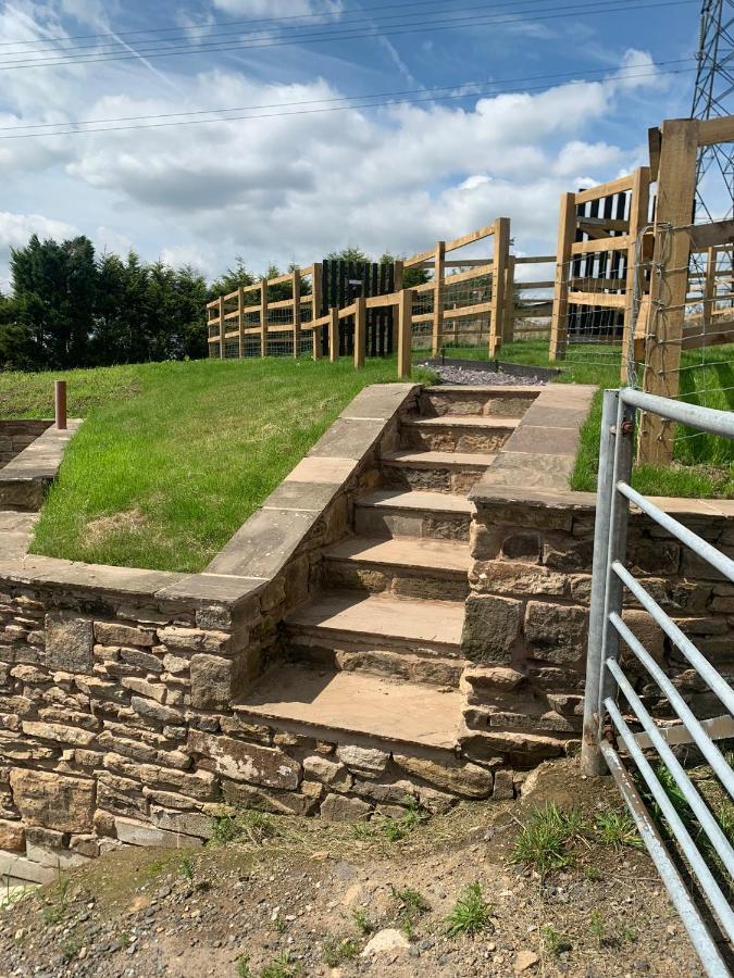 Unique Barn Conversion In Saddleworth 올덤 외부 사진