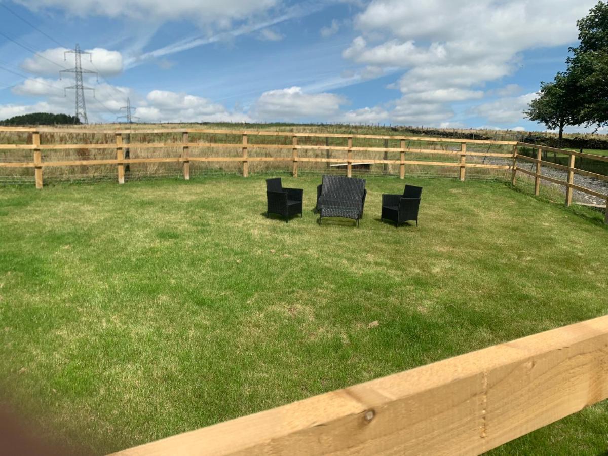 Unique Barn Conversion In Saddleworth 올덤 외부 사진